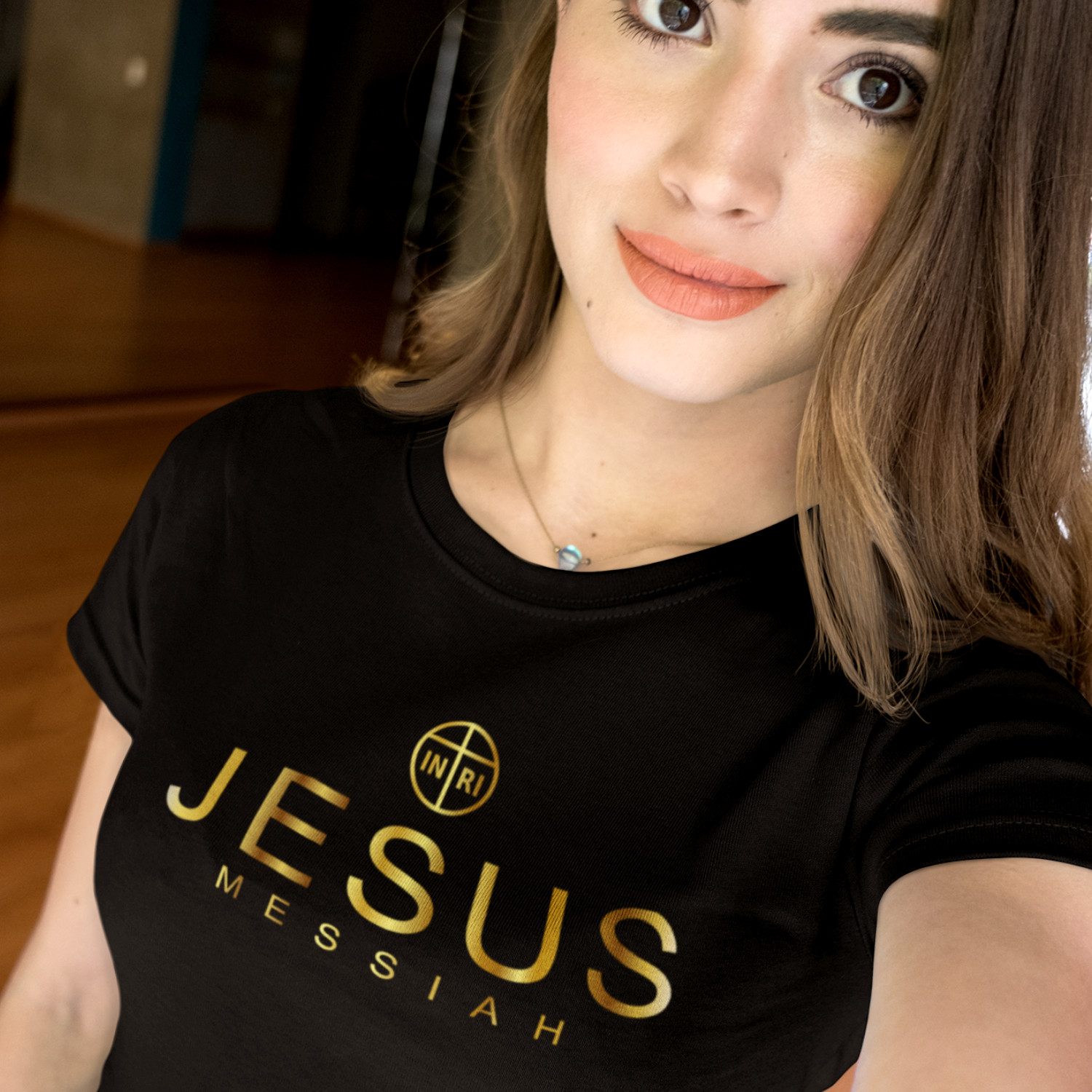 JESUS MESSIAH GOLD - dámske tričko čierne