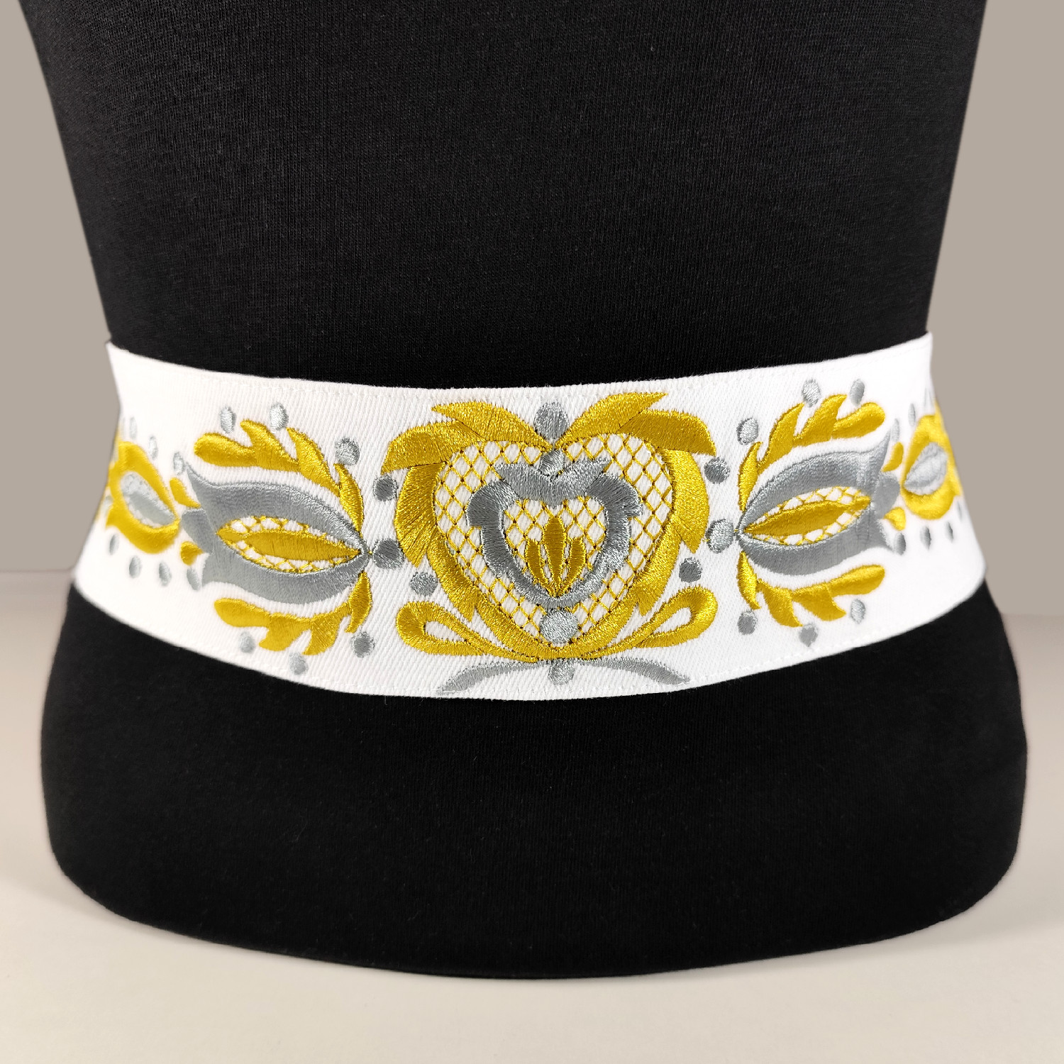 MARCELA (Slovenská ornamentika) - vyšívaný dámsky opasok